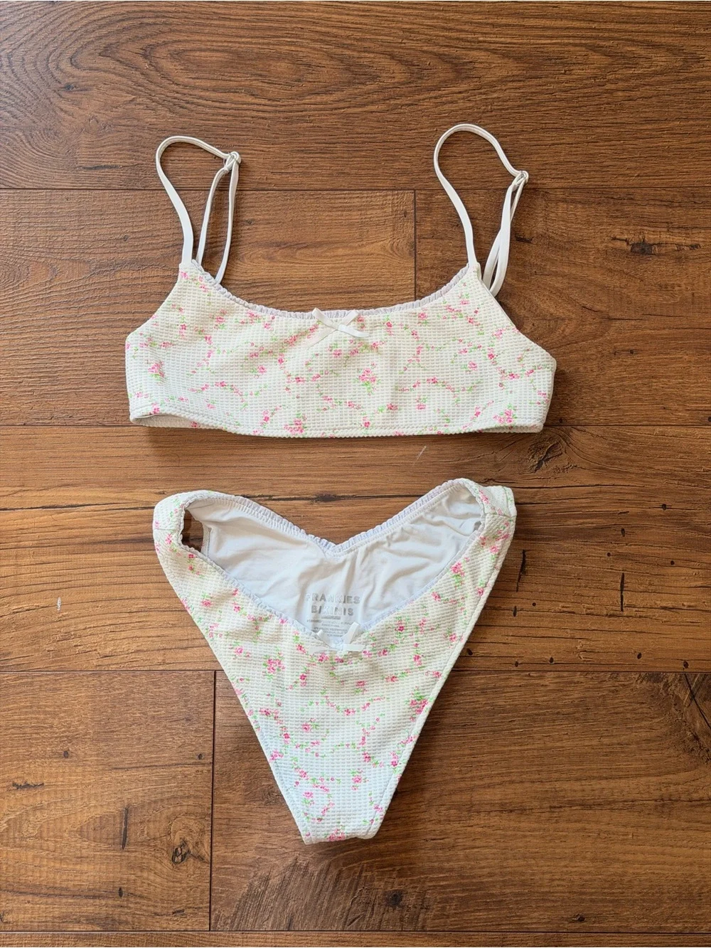 Frankies Bikinis Dallas & Enzo Day Lily Waffle Bikini Set Size M